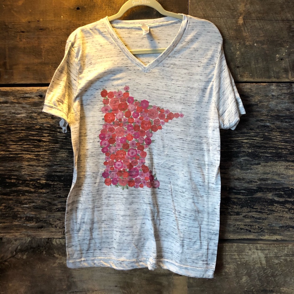 Floral Minnesota tshirt